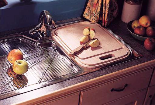 Lausanne 1.0 bowl stainless kitchen sink with left hand drainer. technical image